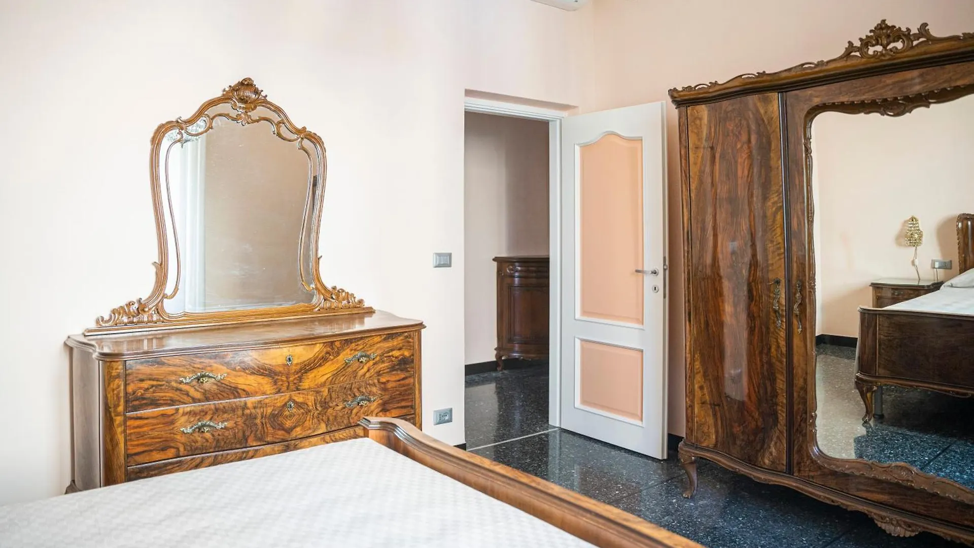 050 - Villa Genny - Casa Lauro con Terrazzo 5 minuti dal Mare Sestri Levante 0*,