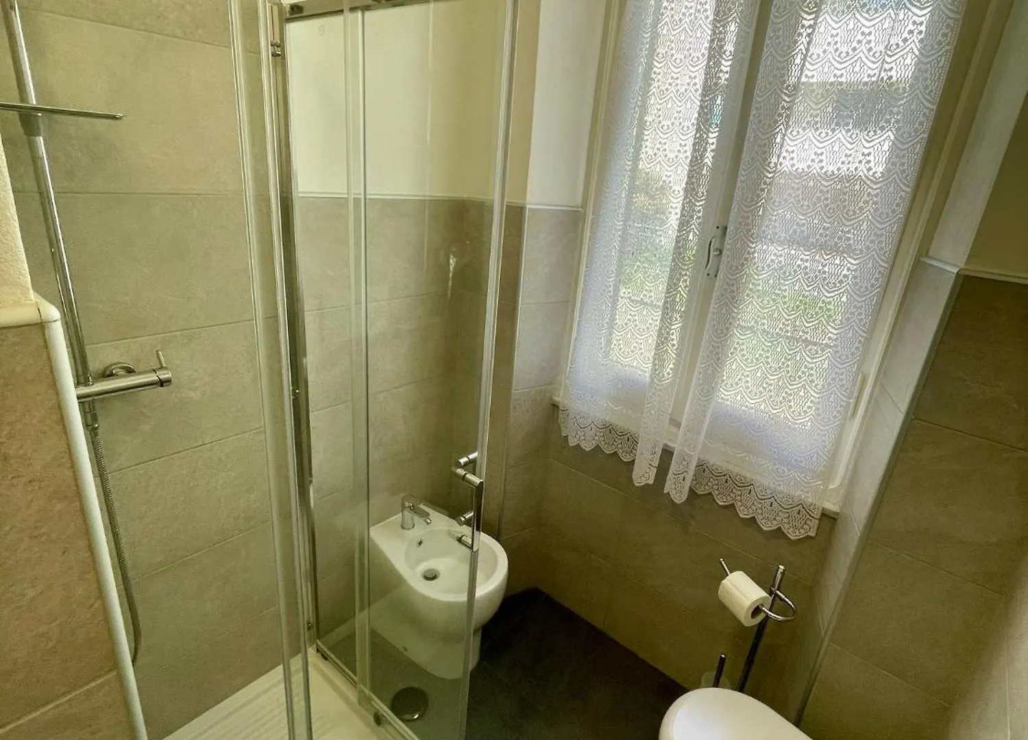 050 - Villa Genny - Casa Lauro con Terrazzo 5 minuti dal Mare Sestri Levante